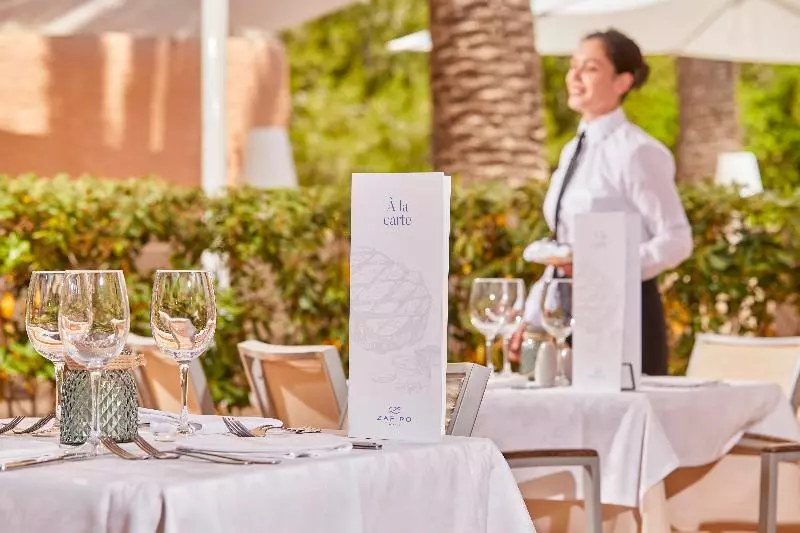 Fotos del hotel Zafiro Park Cala Mesquida:  18