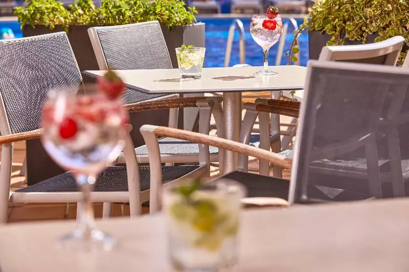 Fotos del hotel Zafiro Park Cala Mesquida:  6