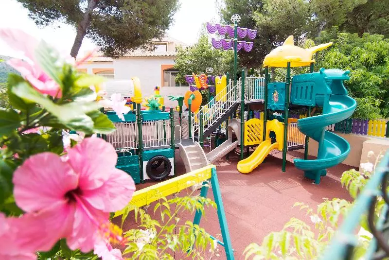 Fotos del hotel Zafiro Park Cala Mesquida:  5