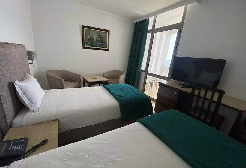 Fotos del hotel Azur:  7