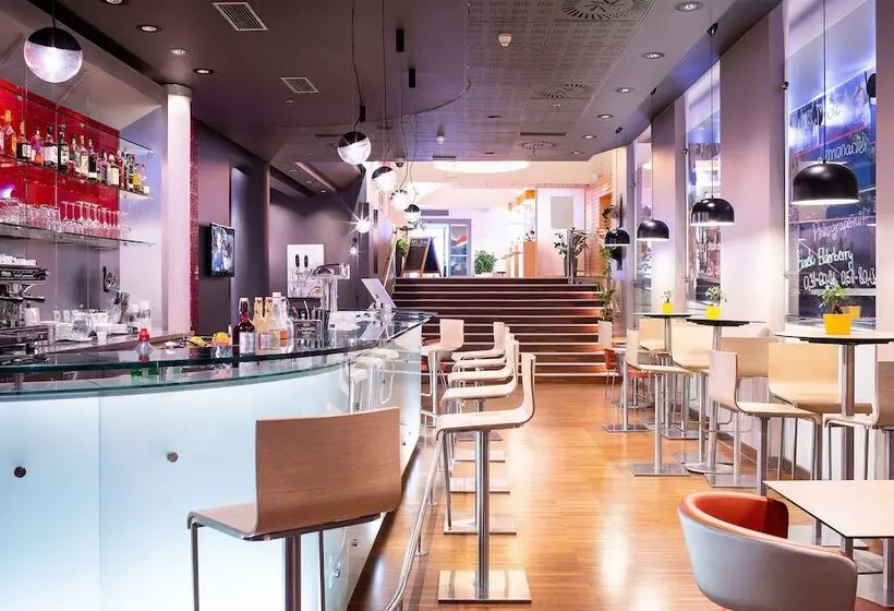 Fotos del hotel Ibis Praha Old Town:  11