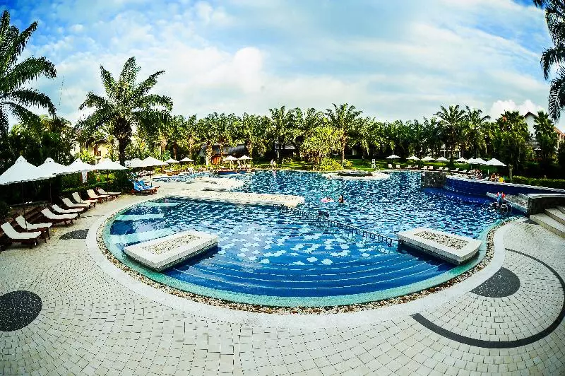 Palm Garden Beach Resort & Spa