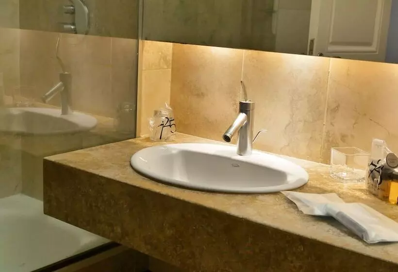 Fotos del hotel 725 Continental:  17