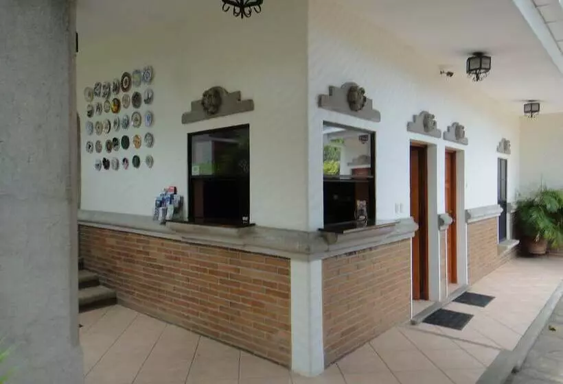 Fotos del hotel El Almendro:  14