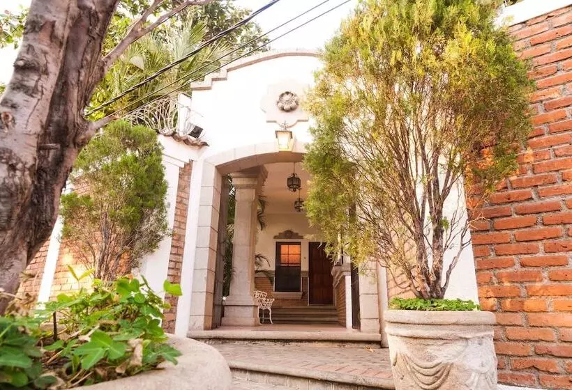 Fotos del hotel El Almendro:  21