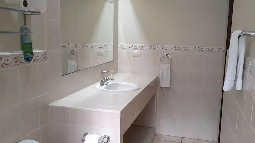 Fotos del hotel El Almendro:  9