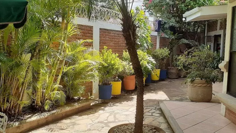 Fotos del hotel El Almendro:  20