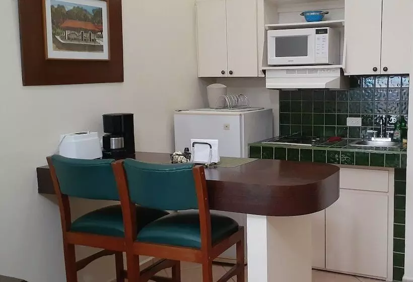 Fotos del hotel El Almendro:  8