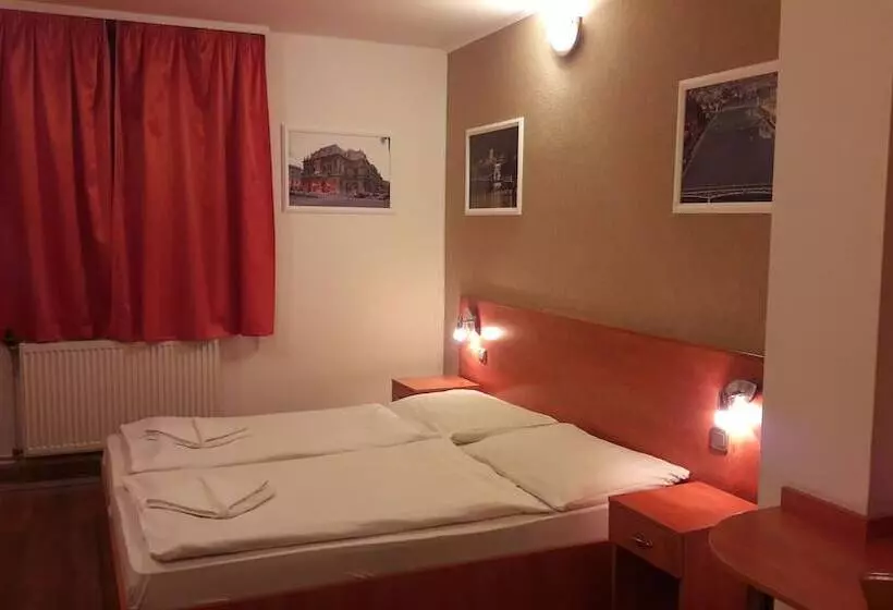 Fotos del hotel Central Green:  11