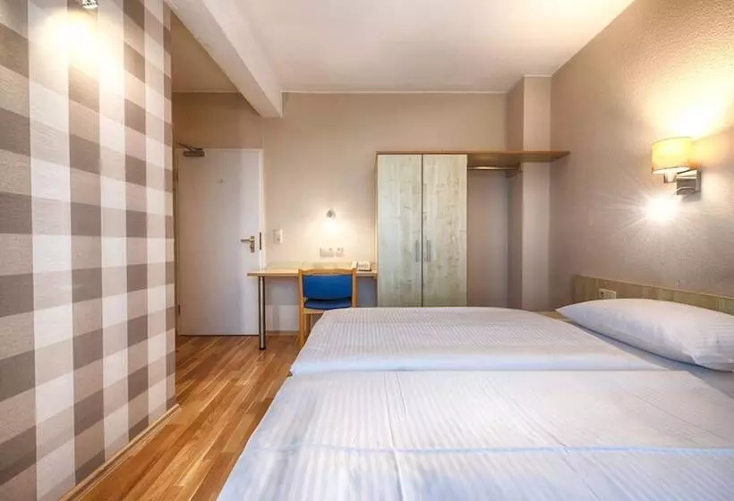 Fotos del hotel Enjoy Hotel Berlin City Messe:  11