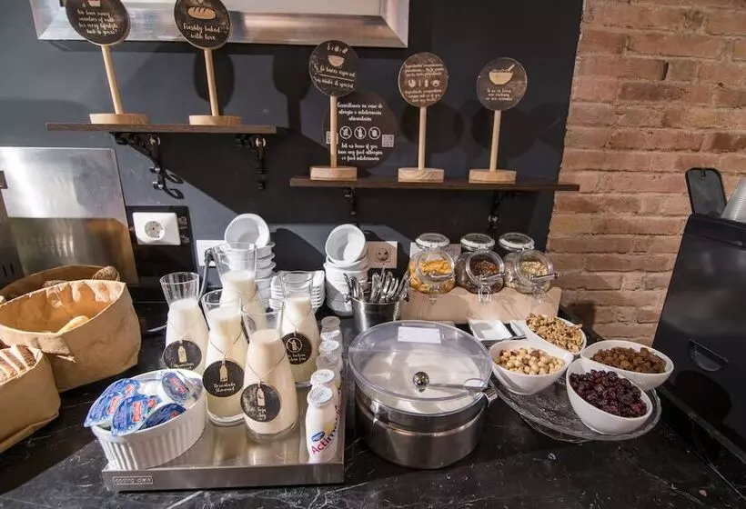 Fotos del hotel Petit Palace Museum:  4