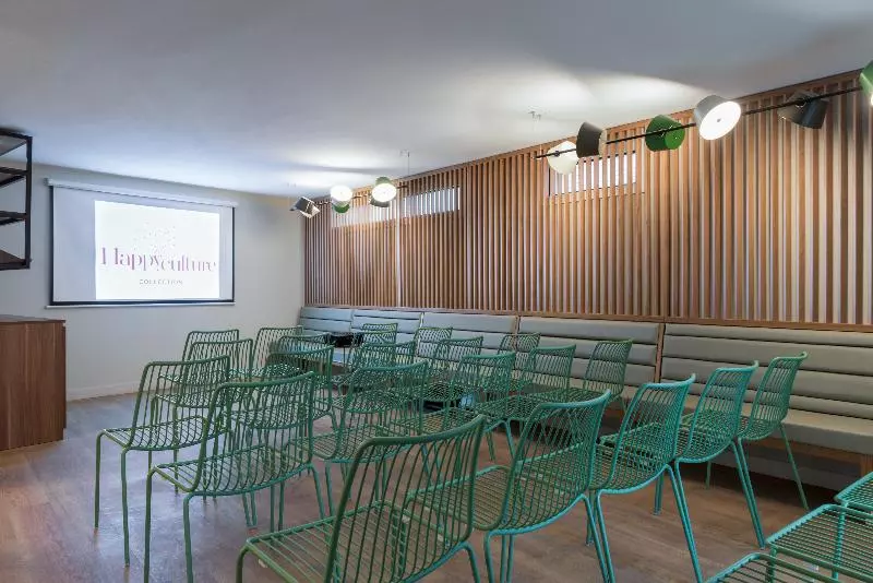 Fotos del hotel Quality Hotel & Suites Bercy Bibliothèque By Happyculture:  14