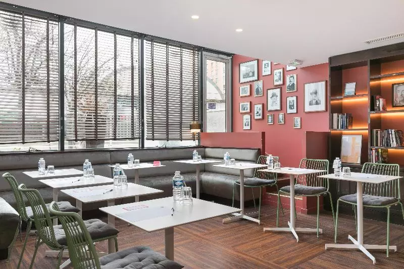 Fotos del hotel Quality Hotel & Suites Bercy Bibliothèque By Happyculture:  4