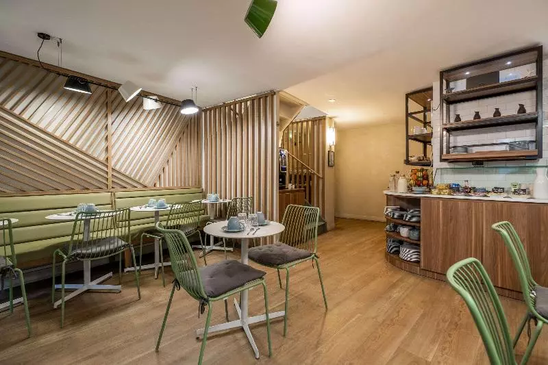 Fotos del hotel Quality Hotel & Suites Bercy Bibliothèque By Happyculture:  13