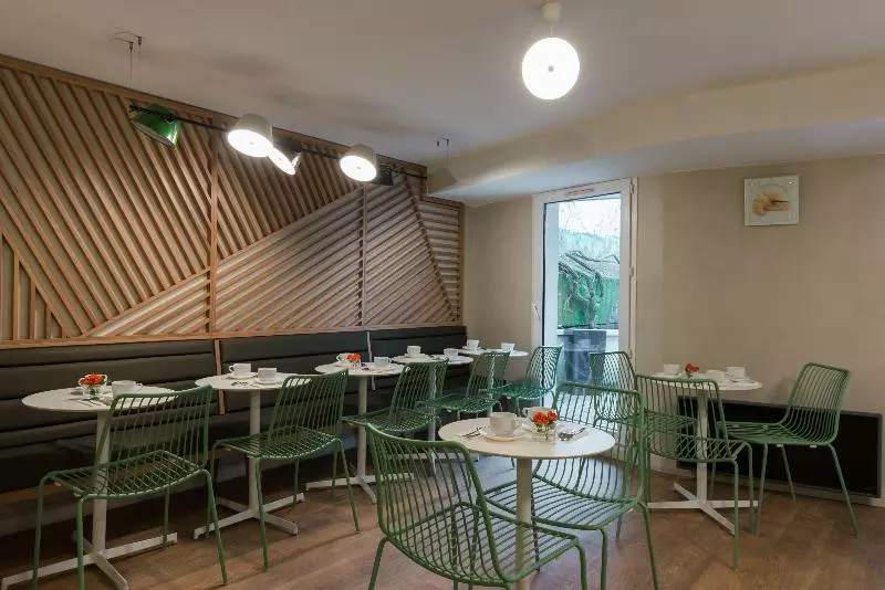 Fotos del hotel Quality Hotel & Suites Bercy Bibliothèque By Happyculture:  12