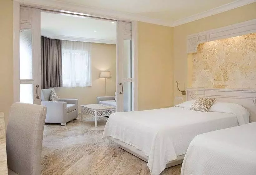 Fotos del hotel VIK Hotel Cayena Beach:  2