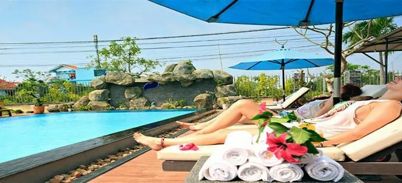 Fotos del hotel Grass Land Hotel :  13