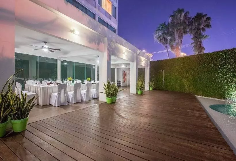 Fotos del hotel Crowne Plaza Villahermosa, An Ihg:  8