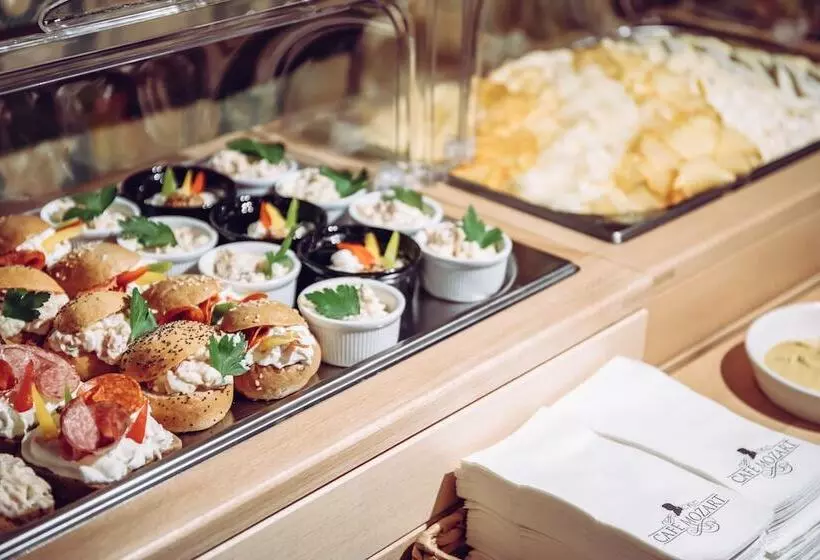 Fotos del hotel Grand  Praha:  12