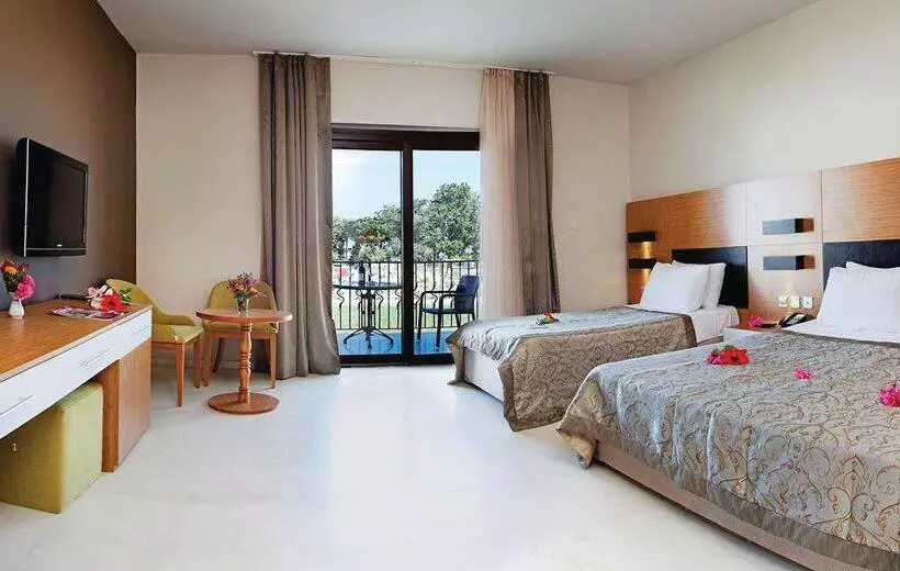 Fotos del hotel Sempati:  22