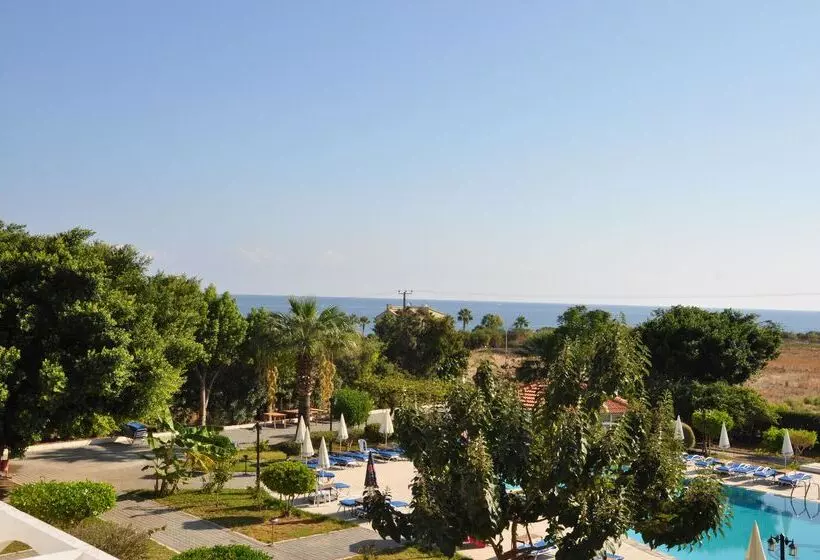 Fotos del hotel Sempati:  7