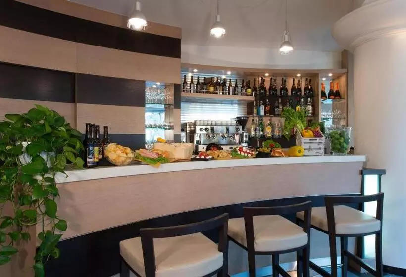 Fotos del hotel Cdh Hotel La Spezia:  10