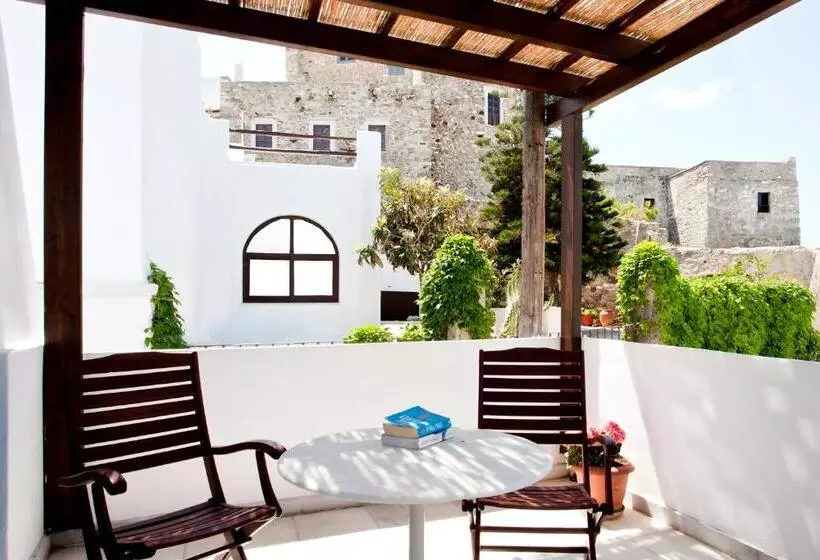 Fotos del hotel Chateau Zevgoli:  3