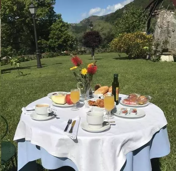 Fotos del hotel Hotel El Tilo:  3