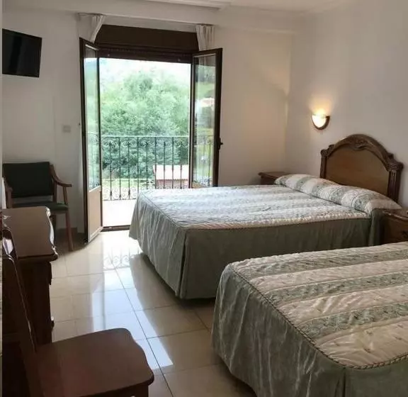 Fotos del hotel Hotel El Tilo:  24