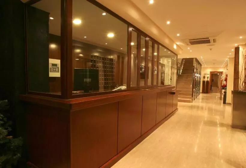 Fotos del hotel Leflet Valme:  8