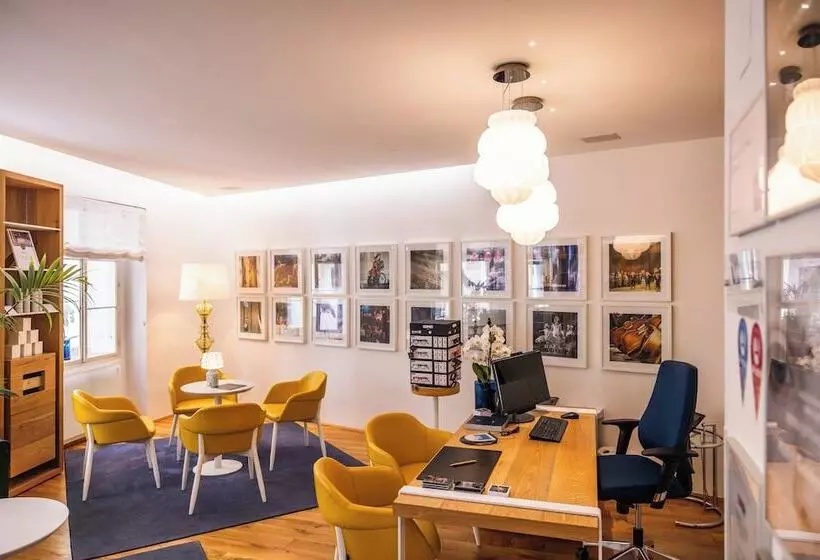 Fotos del hotel Small Luxury Hotel Goldgasse:  4