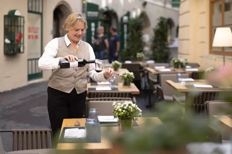 Fotos del hotel Small Luxury Hotel Goldgasse:  17