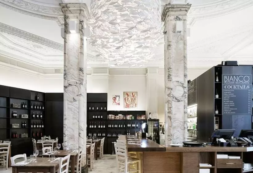 Fotos del hotel The Grand At Trafalgar Square:  11