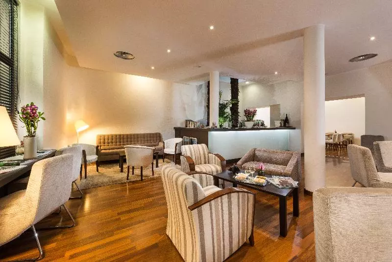 Fotos del hotel Townhouse 70:  23