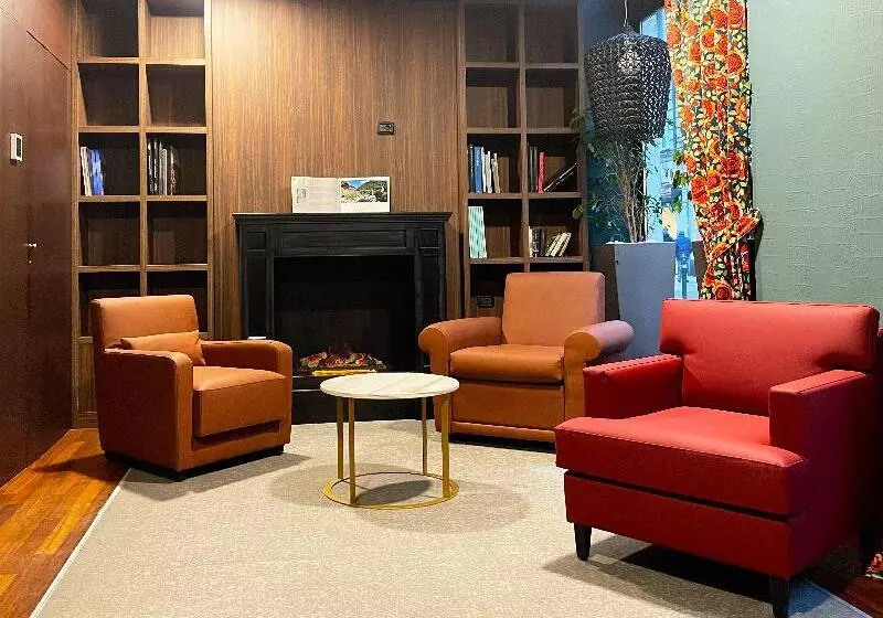 Fotos del hotel Townhouse 70:  3