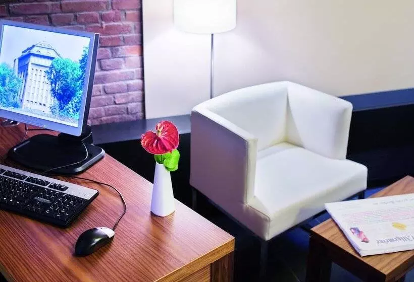 Fotos del hotel Mövenpick Hotel Hamburg:  10