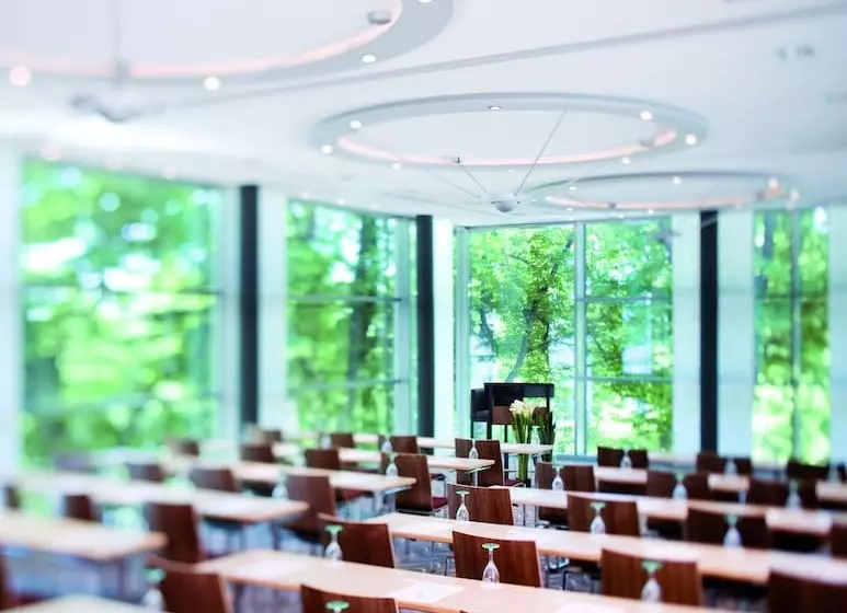 Fotos del hotel Mövenpick Hotel Hamburg:  23