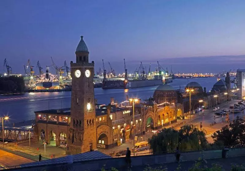 Fotos del hotel Mövenpick Hotel Hamburg:  8