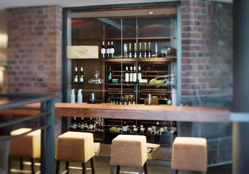 Fotos del hotel Mövenpick Hotel Hamburg:  5