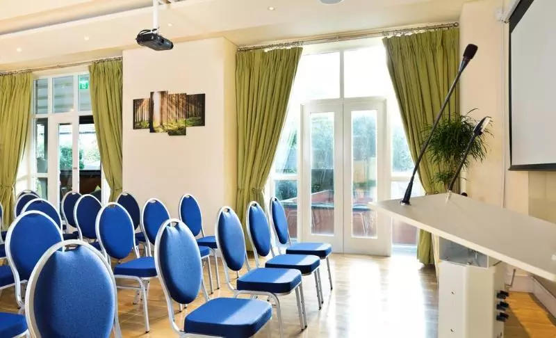 Fotos del hotel The Park City Grand Plaza Kensington:  21