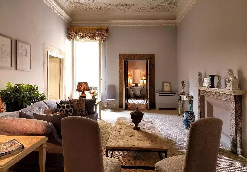 Fotos del hotel Al Palazzo Del Marchese Di Camugliano Residenza D'epoca:  15