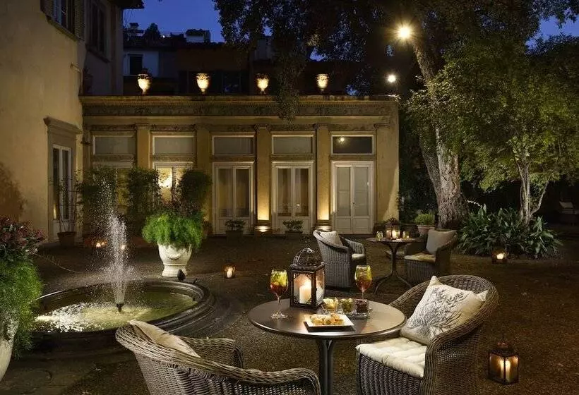 Fotos del hotel Al Palazzo Del Marchese Di Camugliano Residenza D'epoca:  16