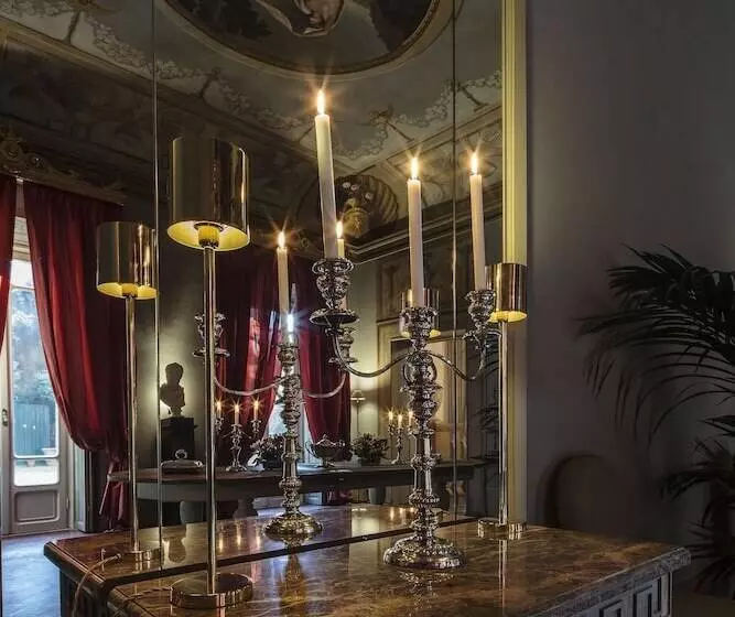 Fotos del hotel Al Palazzo Del Marchese Di Camugliano Residenza D'epoca:  21