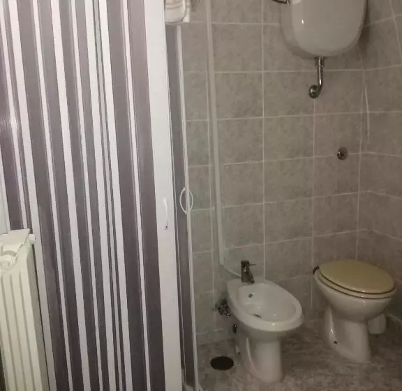 Fotos del hotel Holiday Residence:  5