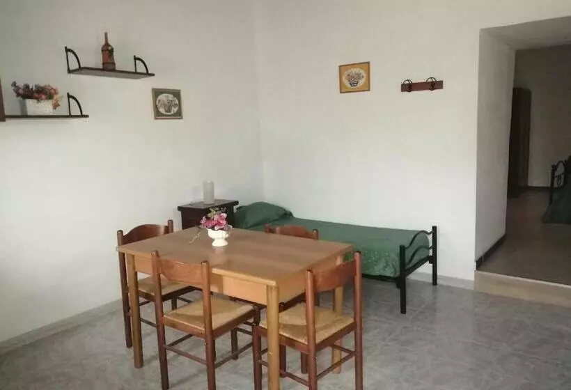 Fotos del hotel Holiday Residence:  24