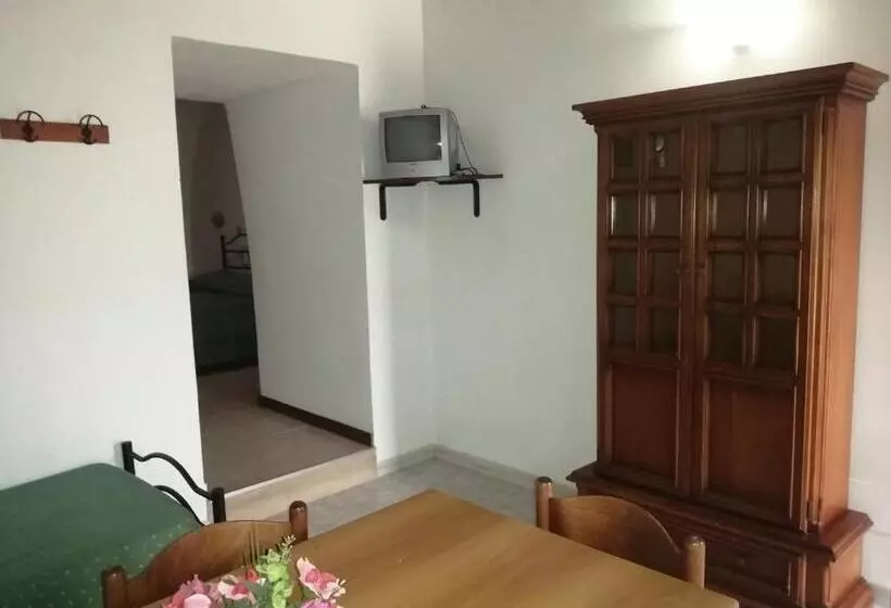 Fotos del hotel Holiday Residence:  25