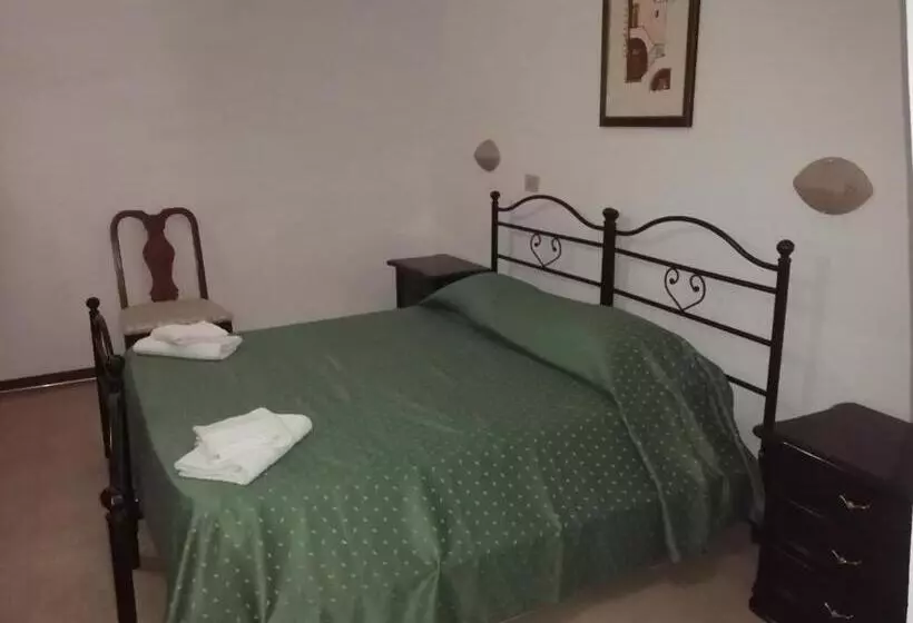 Fotos del hotel Holiday Residence:  4