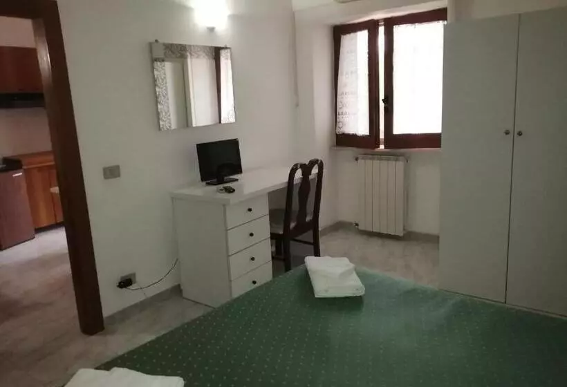 Fotos del hotel Holiday Residence:  15