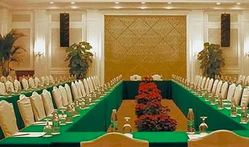 Fotos del hotel Guangzhou Phoenix City:  4