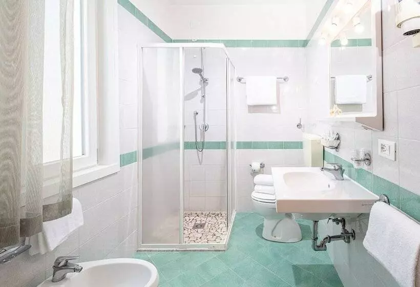 Fotos del hotel Villa D Este:  13